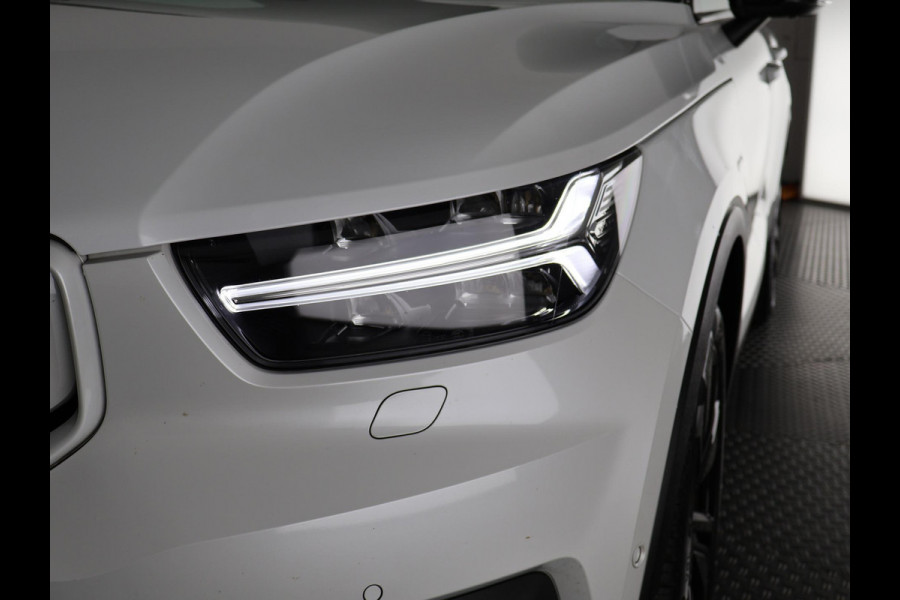 Volvo XC40 RECHARGE TWIN PRO AWD SOD ACCU 93% GARANTIE 9-2031 SCHUIF/ PANORAMADAK. WARMTEPOMP. DIGITAAL DASHBOARD.