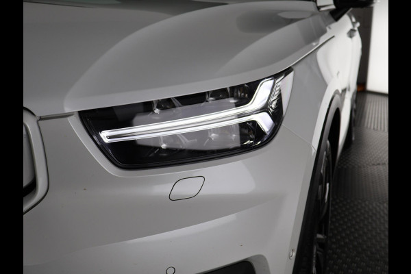 Volvo XC40 RECHARGE TWIN PRO AWD SOD ACCU 93% GARANTIE 9-2031 SCHUIF/ PANORAMADAK. WARMTEPOMP. DIGITAAL DASHBOARD.