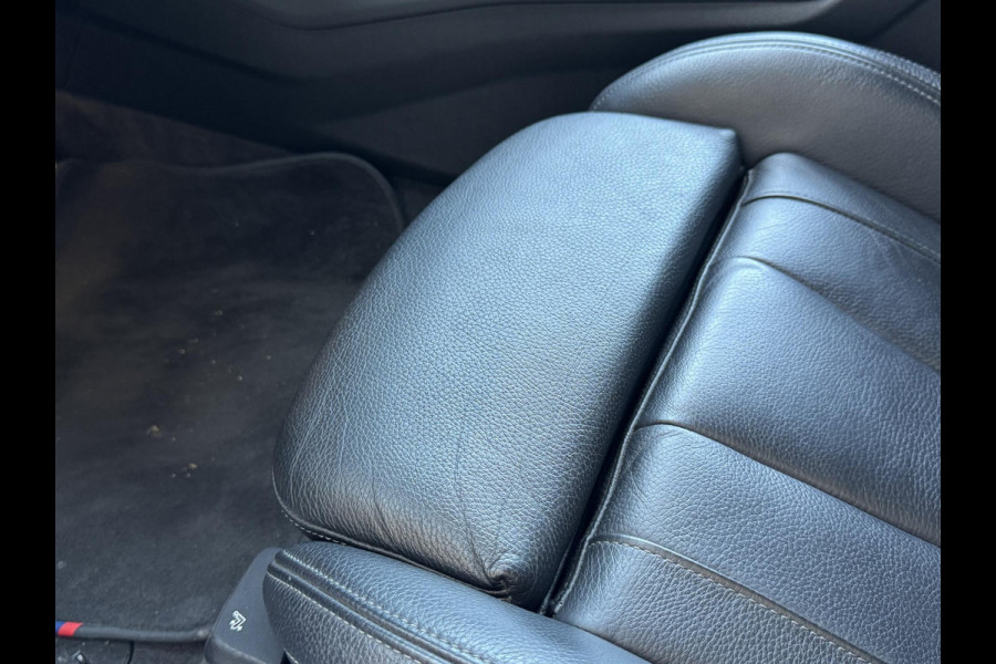 BMW 1-serie 118i High Executive Edition NL-AUTO | M-PAKKET | LEDER | SFEER VERLICHTING