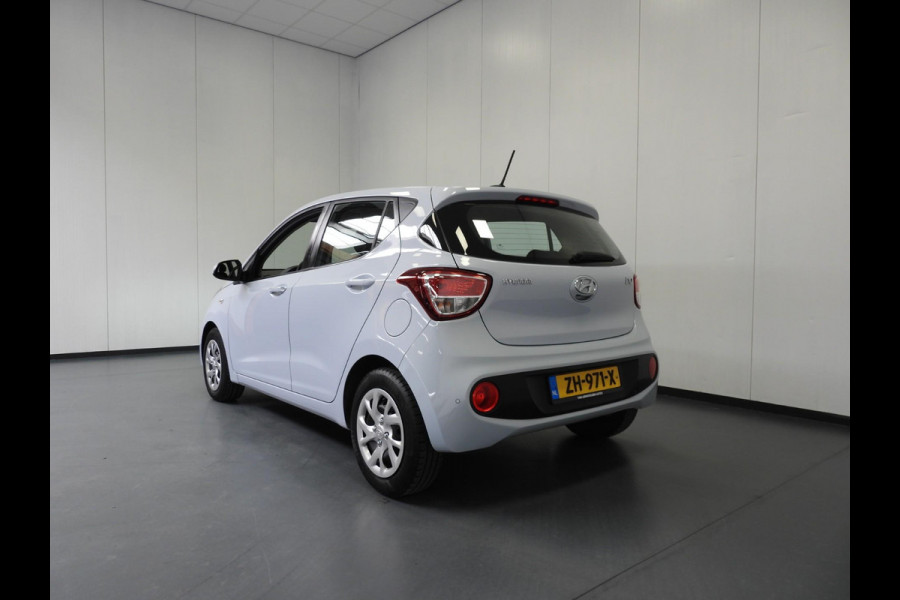 Hyundai i10 1.0i Comfort Smart Pack NAVI/AIRCO/CRUISE/PDC!