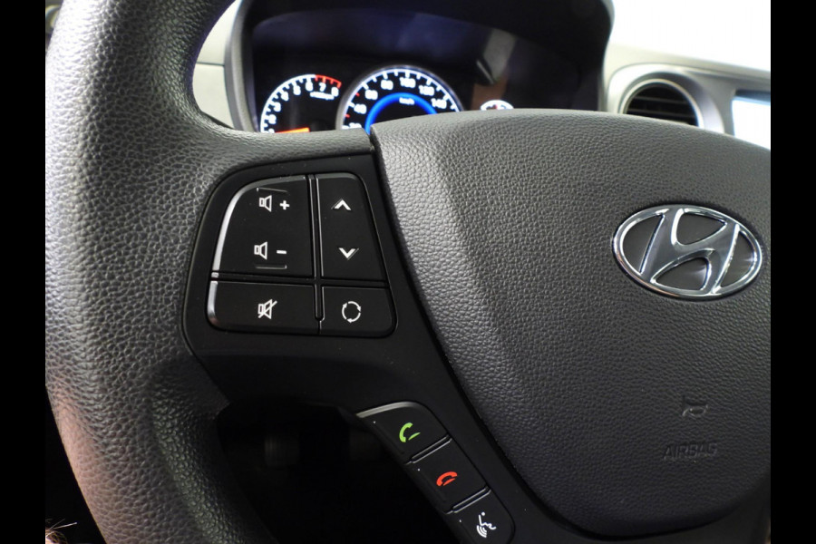 Hyundai i10 1.0i Comfort Smart Pack NAVI/AIRCO/CRUISE/PDC!