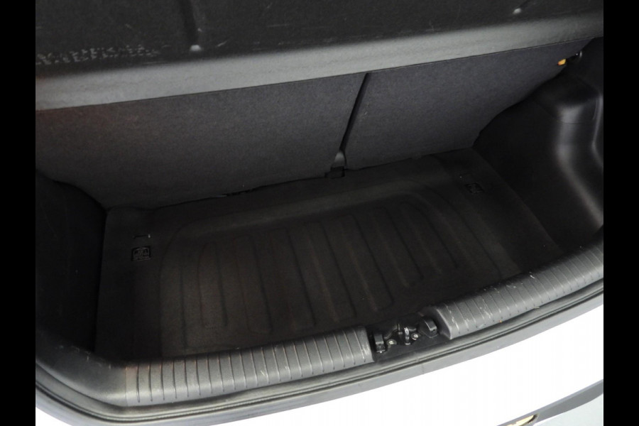 Hyundai i10 1.0i Comfort Smart Pack NAVI/AIRCO/CRUISE/PDC!