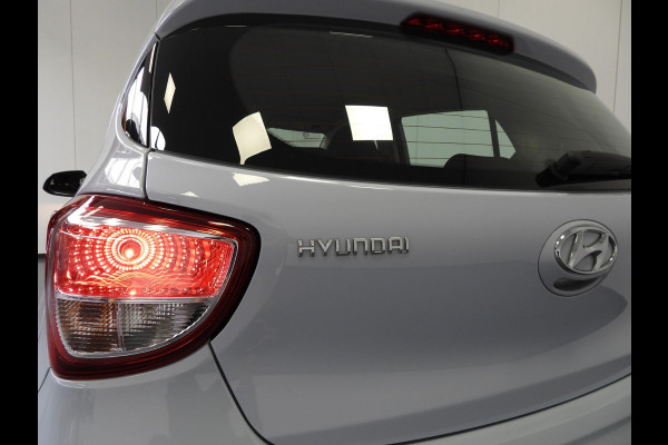 Hyundai i10 1.0i Comfort Smart Pack NAVI/AIRCO/CRUISE/PDC!
