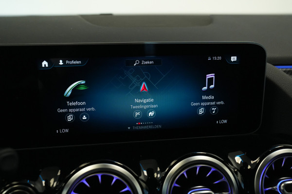 Mercedes-Benz B-Klasse 200 Premium AMG Full-led Navigatie Carbon