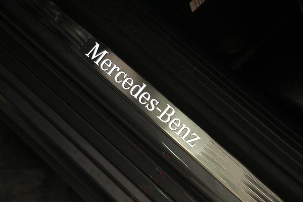 Mercedes-Benz B-Klasse 200 Premium AMG Full-led Navigatie Carbon