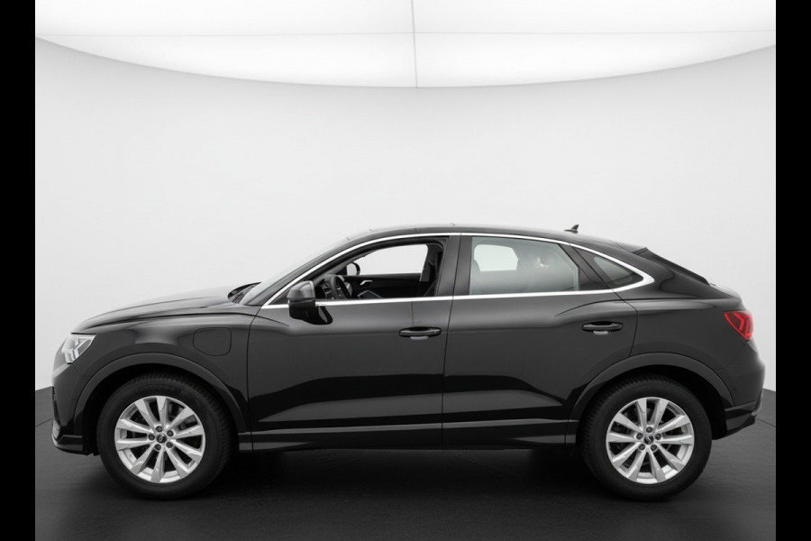 Audi Q3 Sportback 45 TFSI e 245PK BUSINESS EDITION PHEV LEDER/NAVICAMERA/CARPLAY/ELEKTR.KLEP