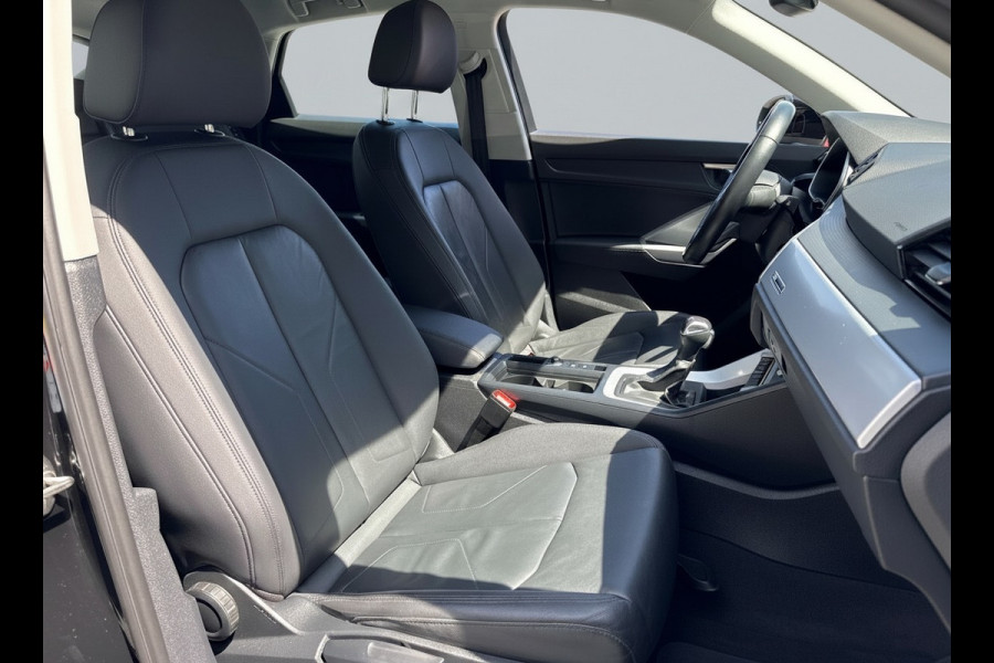 Audi Q3 Sportback 45 TFSI e 245PK BUSINESS EDITION PHEV LEDER/NAVICAMERA/CARPLAY/ELEKTR.KLEP