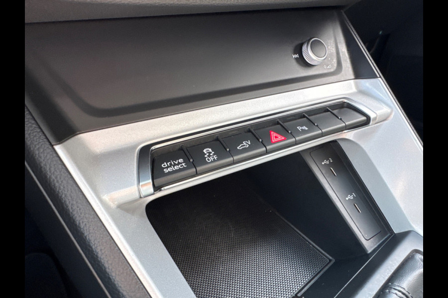 Audi Q3 Sportback 45 TFSI e 245PK BUSINESS EDITION PHEV LEDER/NAVICAMERA/CARPLAY/ELEKTR.KLEP