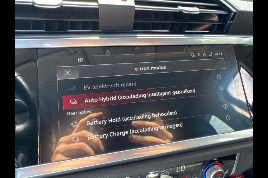 Audi Q3 Sportback 45 TFSI e 245PK BUSINESS EDITION PHEV LEDER/NAVICAMERA/CARPLAY/ELEKTR.KLEP
