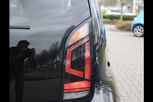 Volkswagen up! 1.0 BMT high up! Airco / 5 deurs / Stoelverw / Elekramen / Lm15'' / Ijskoude Airco /