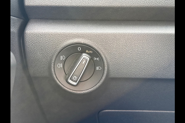 Volkswagen T-Roc TSI 115PK STYLE BUSINESS CAMERA/CARPLAY/STUURVERW./ELEKTR.KLEP