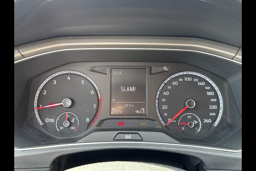 Volkswagen T-Roc TSI 115PK STYLE BUSINESS CAMERA/CARPLAY/STUURVERW./ELEKTR.KLEP