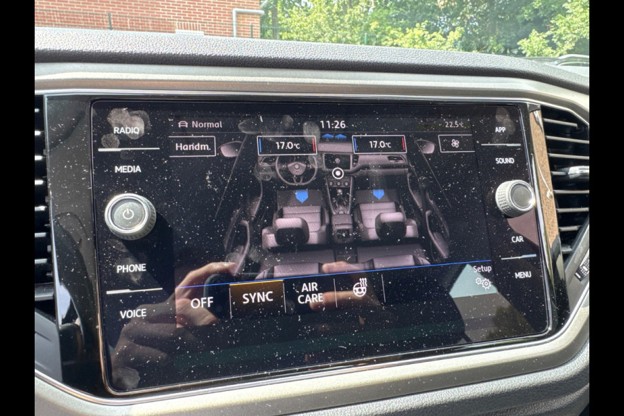 Volkswagen T-Roc TSI 115PK STYLE BUSINESS CAMERA/CARPLAY/STUURVERW./ELEKTR.KLEP