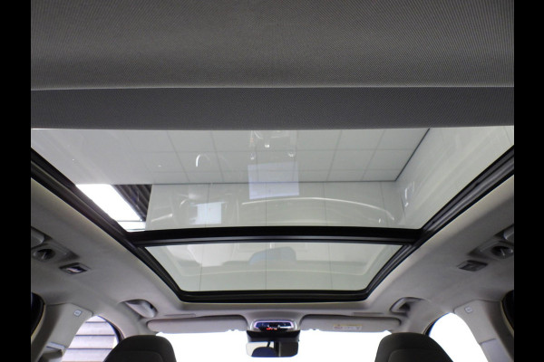 Lynk & Co 01 1.5 PHEV BlackLine NAVI/360CAM/SCHUIFDAK/LED/20"LMV!