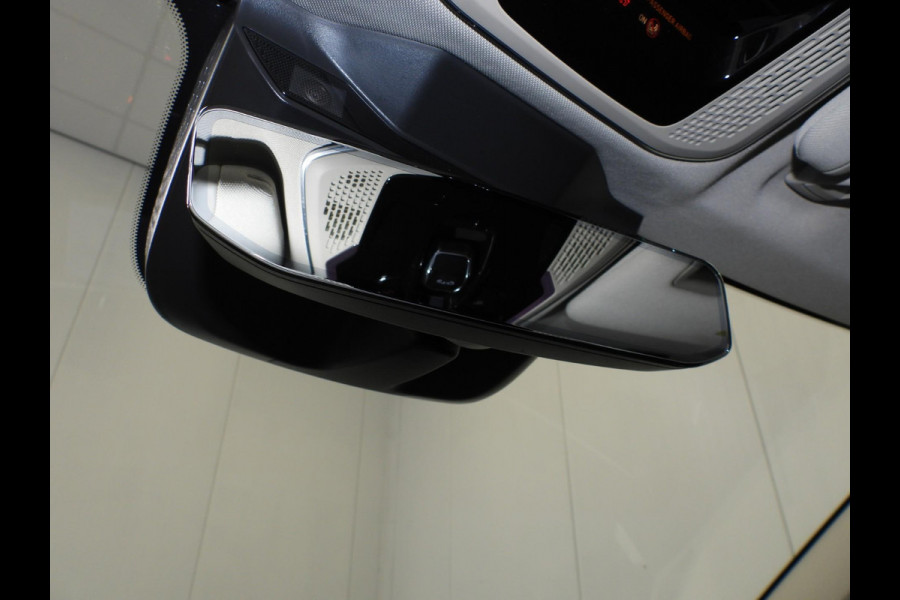 Lynk & Co 01 1.5 PHEV BlackLine NAVI/360CAM/SCHUIFDAK/LED/20"LMV!