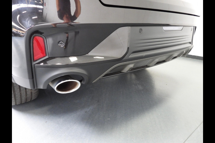 Lynk & Co 01 1.5 PHEV BlackLine NAVI/360CAM/SCHUIFDAK/LED/20"LMV!