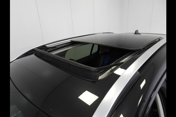 Lynk & Co 01 1.5 PHEV BlackLine NAVI/360CAM/SCHUIFDAK/LED/20"LMV!