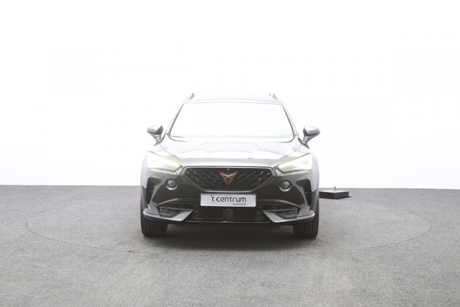 CUPRA Formentor 1.4 e-Hybrid VZ 245 PK Black Edition PHEV, Panoramadak, Alcantara, Trekhaak, 360 Camera