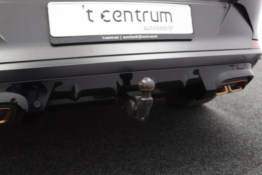 CUPRA Formentor 1.4 e-Hybrid VZ 245 PK Black Edition PHEV, Panoramadak, Alcantara, Trekhaak, 360 Camera