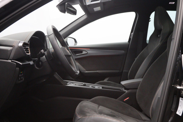 CUPRA Formentor 1.4 e-Hybrid VZ 245 PK Black Edition PHEV, Panoramadak, Alcantara, Trekhaak, 360 Camera