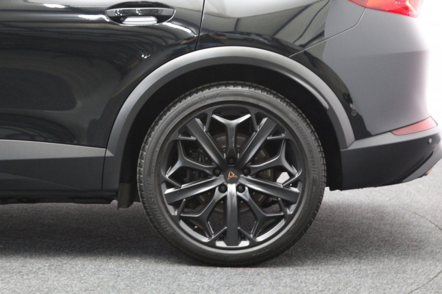 CUPRA Formentor 1.4 e-Hybrid VZ 245 PK Black Edition PHEV, Panoramadak, Alcantara, Trekhaak, 360 Camera