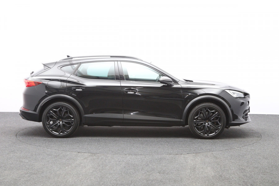 CUPRA Formentor 1.4 e-Hybrid VZ 245 PK Black Edition PHEV, Panoramadak, Alcantara, Trekhaak, 360 Camera
