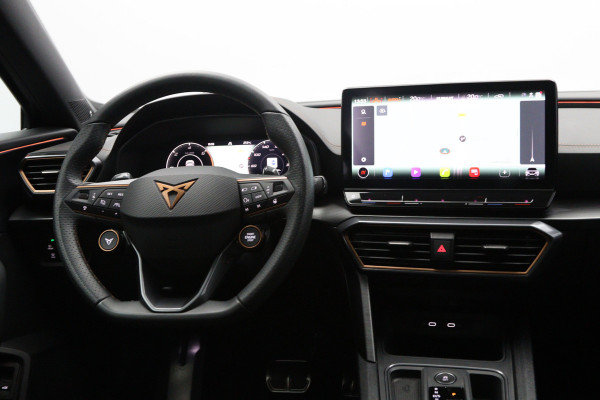 CUPRA Formentor 1.4 e-Hybrid VZ 245 PK Black Edition PHEV, Panoramadak, Alcantara, Trekhaak, 360 Camera