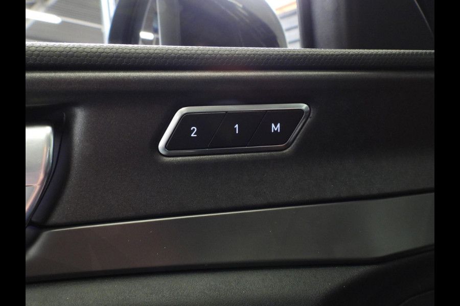 Lynk & Co 01 1.5 PHEV BlackLine NAVI/360CAM/SCHUIFDAK/LED/20"LMV!