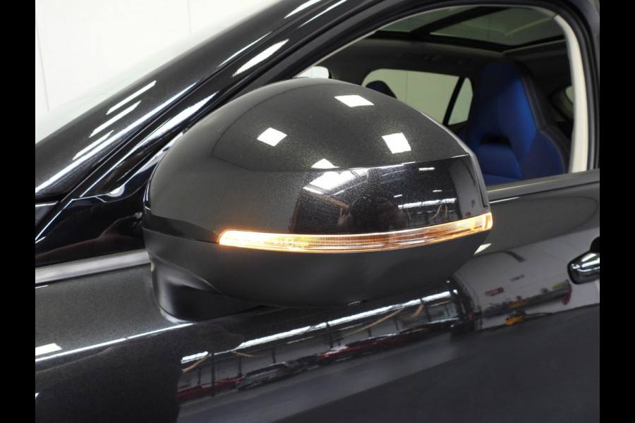 Lynk & Co 01 1.5 PHEV BlackLine NAVI/360CAM/SCHUIFDAK/LED/20"LMV!