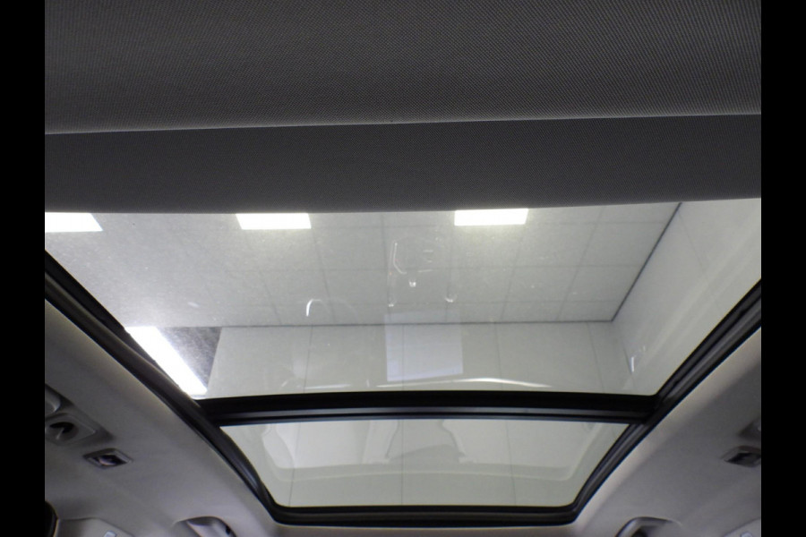 Lynk & Co 01 1.5 PHEV Plug-In NAVI/360CAM/SCHUIFDAK/LED/20"LMV!