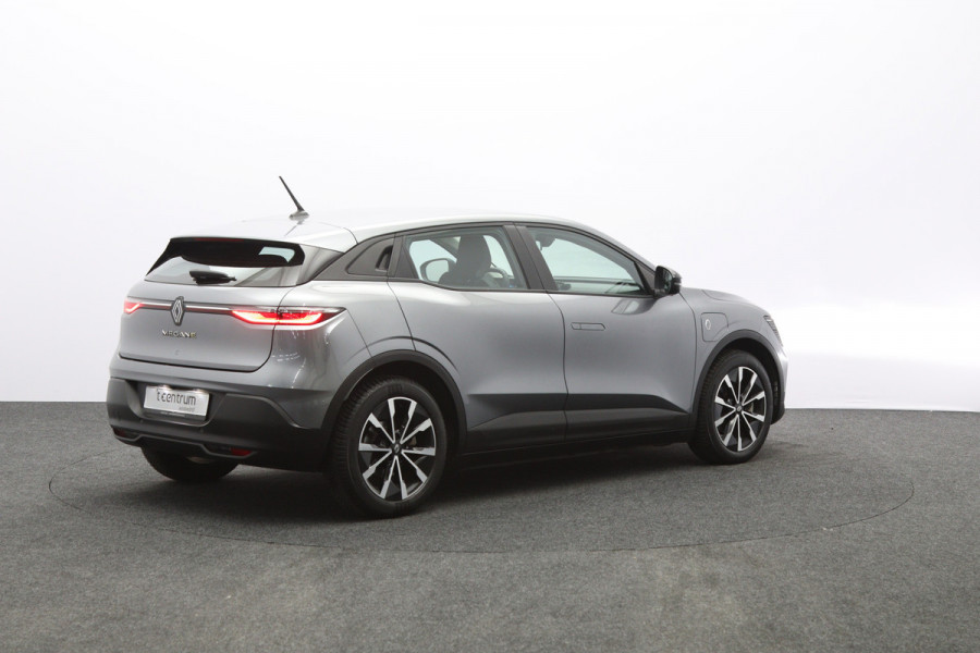 Renault Mégane E-Tech EV60 Optimum Charge Equilibre 60 KWH 218 PK, Climate Control, Camera, LED