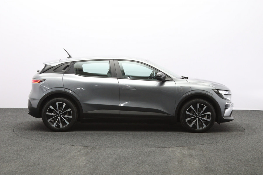 Renault Mégane E-Tech EV60 Optimum Charge Equilibre 60 KWH 218 PK, Climate Control, Camera, LED