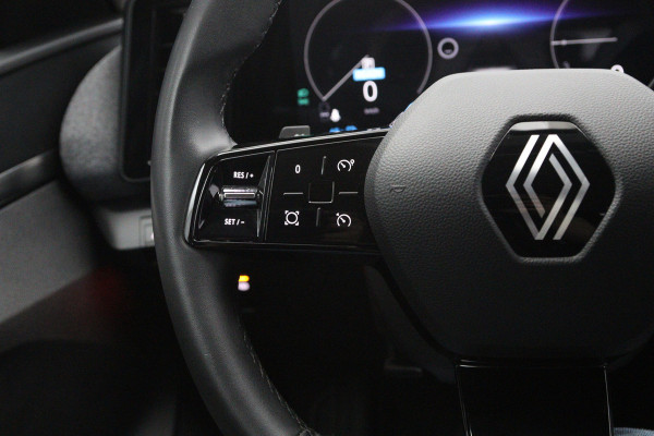Renault Mégane E-Tech EV60 Optimum Charge Equilibre 60 KWH 218 PK, Climate Control, Camera, LED
