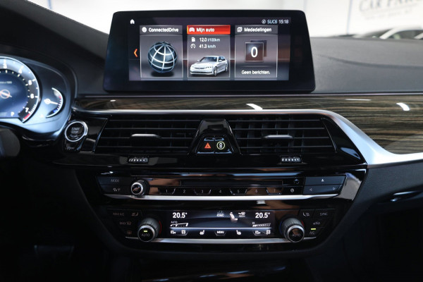 BMW 5 Serie Touring 540i xDrive M-Sport LED/VIRTUAL/SFEER/PANO/LEER+S.VERWARMING+MEMORY/20" LMV/360/ACC/ECC/12 MND GARANTIE!