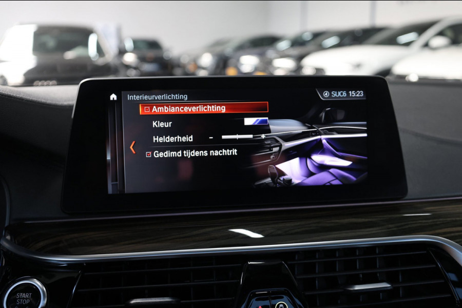 BMW 5 Serie Touring 540i xDrive M-Sport LED/VIRTUAL/SFEER/PANO/LEER+S.VERWARMING+MEMORY/20" LMV/360/ACC/ECC/12 MND GARANTIE!