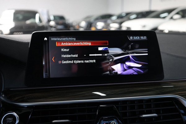 BMW 5 Serie Touring 540i xDrive M-Sport LED/VIRTUAL/SFEER/PANO/LEER+S.VERWARMING+MEMORY/20" LMV/360/ACC/ECC/12 MND GARANTIE!