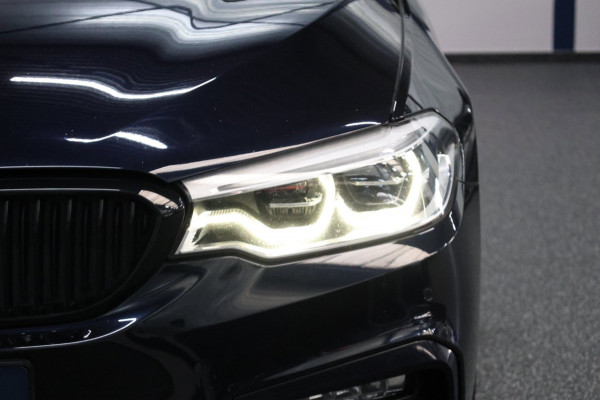 BMW 5 Serie Touring 540i xDrive M-Sport LED/VIRTUAL/SFEER/PANO/LEER+S.VERWARMING+MEMORY/20" LMV/360/ACC/ECC/12 MND GARANTIE!