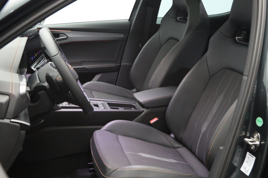 CUPRA Formentor 1.4 e-Hybrid 245 PK VZ Performance, Trekhaak, Panoramadak, Kuipstoelen, LED