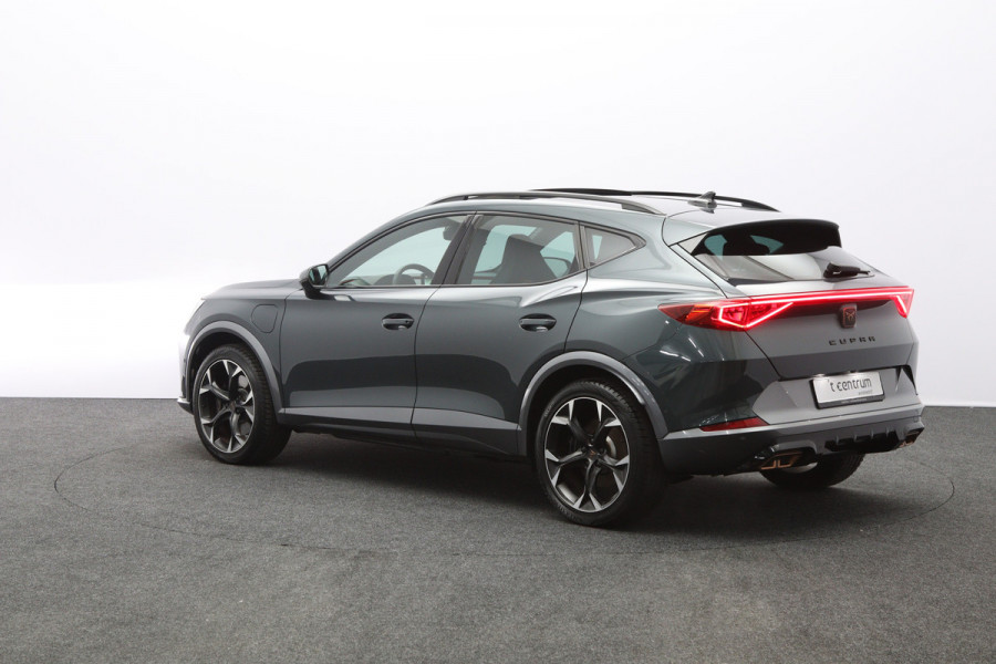CUPRA Formentor 1.4 e-Hybrid 245 PK VZ Performance, Trekhaak, Panoramadak, Kuipstoelen, LED