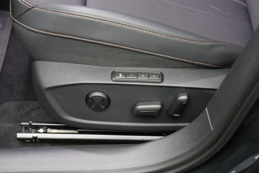 CUPRA Formentor 1.4 e-Hybrid 245 PK VZ Performance, Trekhaak, Panoramadak, Kuipstoelen, LED