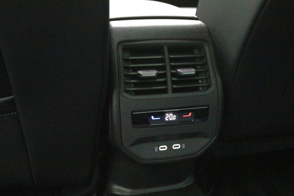 CUPRA Formentor 1.4 e-Hybrid 245 PK VZ Performance, Trekhaak, Panoramadak, Kuipstoelen, LED
