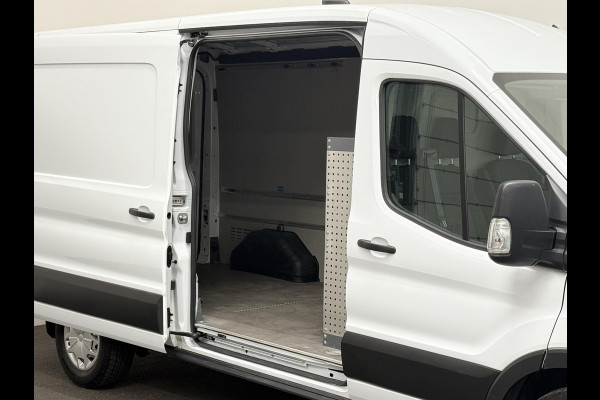 Ford Transit 350 2.0 TDCI L3H2 Trend RWD