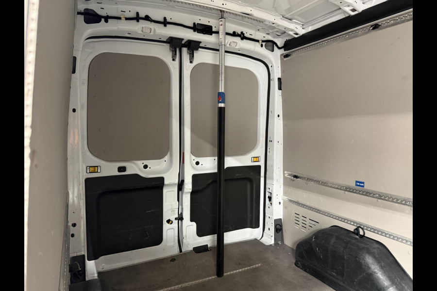 Ford Transit 350 2.0 TDCI L3H2 Trend RWD