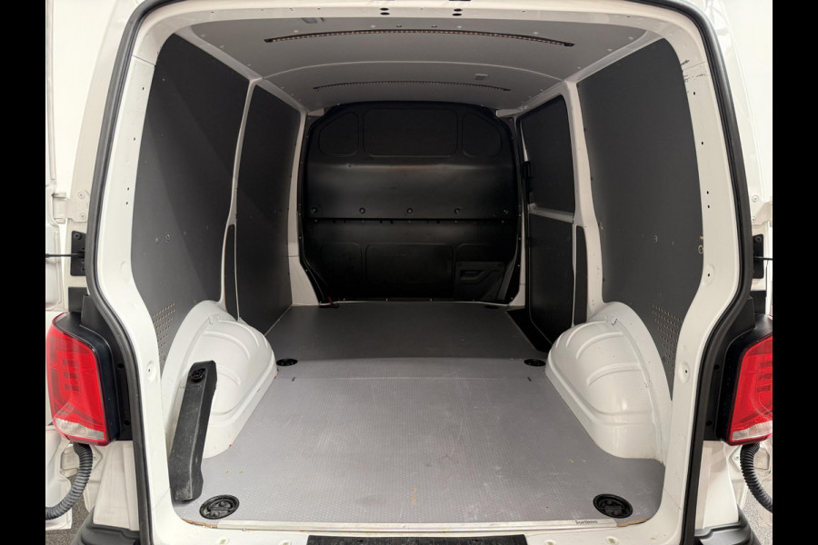 Volkswagen Transporter 2.0 TDI L1H1 150 pk DSG Comfortline Automaat