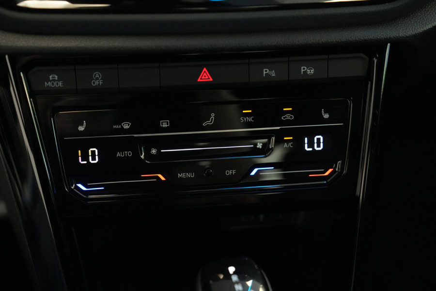 Volkswagen T-Roc 1.5 TSI R-Line Edition Cabriolet Camera PDC ACC IQ-light 24 Maanden garantie* (Vraag naar de voorwaarden)