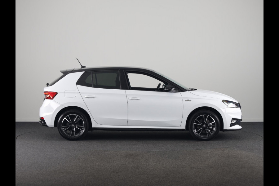 Škoda Fabia 1.0 TSI Monte Carlo 115 pk Automaat (DSG) | Verlengde garantie | Navigatie via App | Parkeersensoren | Achteruitrijcamera | Adaptieve cruise control | Stoelverwarming |