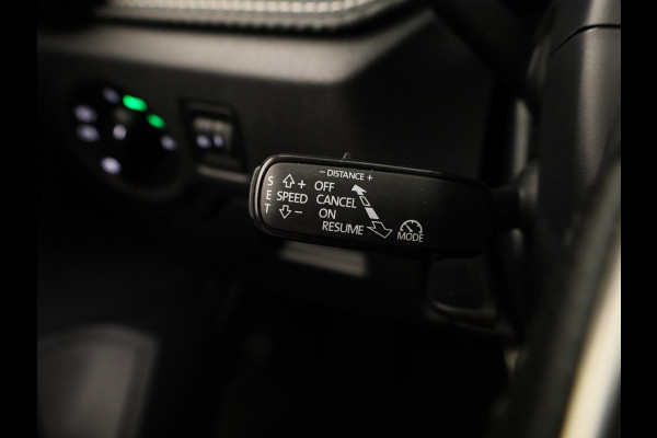 Škoda Fabia 1.0 TSI Monte Carlo 115 pk Automaat (DSG) | Verlengde garantie | Navigatie via App | Parkeersensoren | Achteruitrijcamera | Adaptieve cruise control | Stoelverwarming |