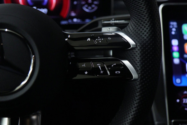 Mercedes-Benz C-Klasse 300 E AMG Line / PANO/HUD/CARPLAY/SFEERVERLICHTING/BOMVOL