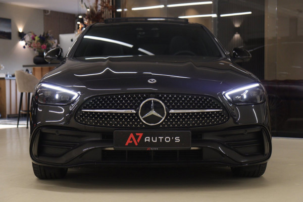 Mercedes-Benz C-Klasse 300 E AMG Line / PANO/HUD/CARPLAY/SFEERVERLICHTING/BOMVOL
