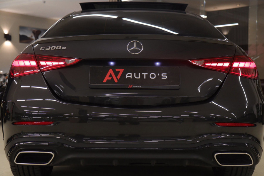 Mercedes-Benz C-Klasse 300 E AMG Line / PANO/HUD/CARPLAY/SFEERVERLICHTING/BOMVOL